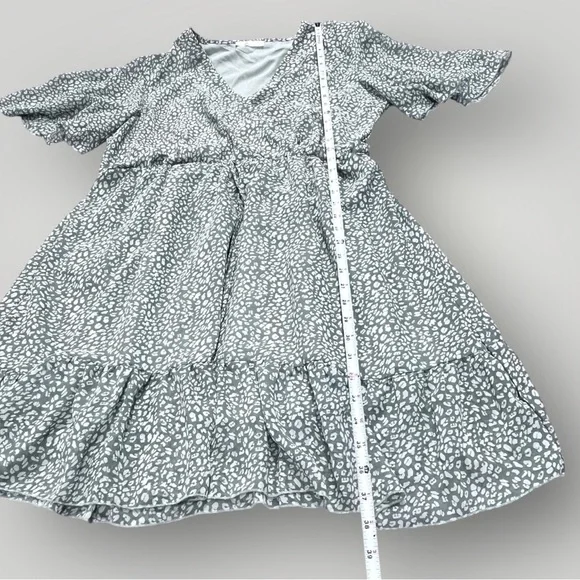 Kirundo Sage/White Midi V-Neck Dress - Picture 10 of 16